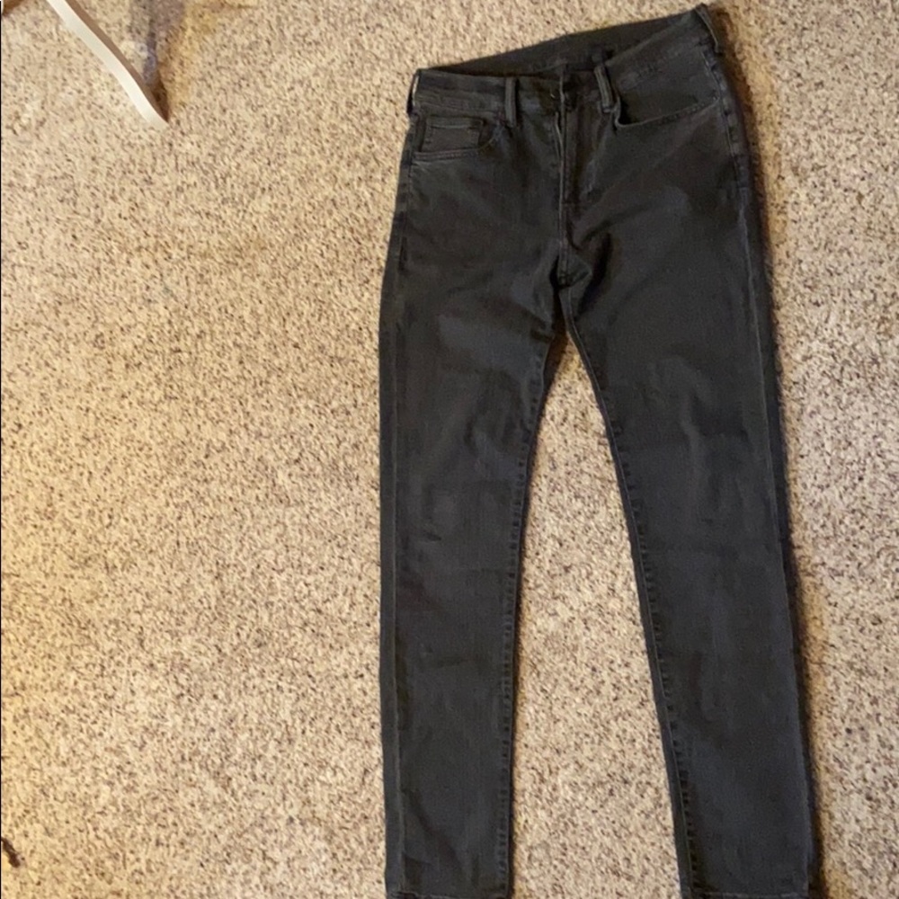 Men’s black jeans